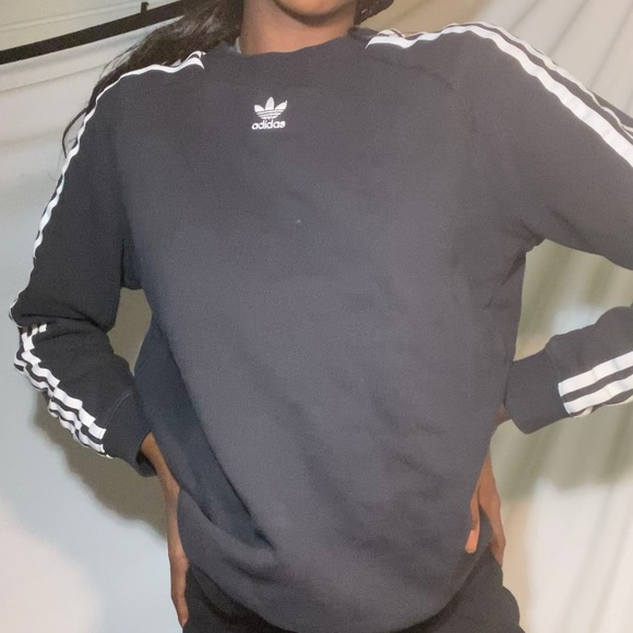 Adidas sweatshirt - Picture 4 of 5